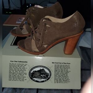 Frye Women's Brown Leather Heeled Sandals